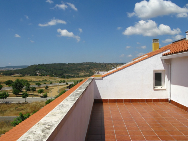 Terraza-1 del Piso 3ºC sito en Ctra. Vieja de la Puebla nº42 de Zafra - PROHERGON