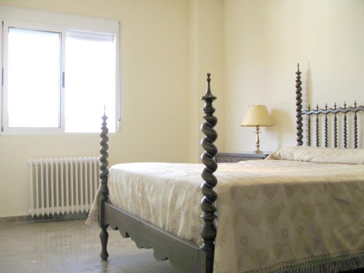 Habitación-2 del Piso en Zafra de Venta y Alquiler, c/ Fontanilla nº9 2ºB - PROHERGON