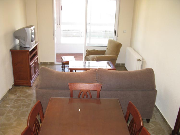 Salón del Piso en Zafra de Venta y Alquiler, c/ Fontanilla nº9 2ºB - PROHERGON