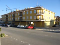 Fachada del portal del Piso - PROHERGON